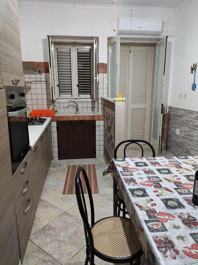 Casa Vacanza Villa Teresa Dix Торе Лапило Екстериор снимка