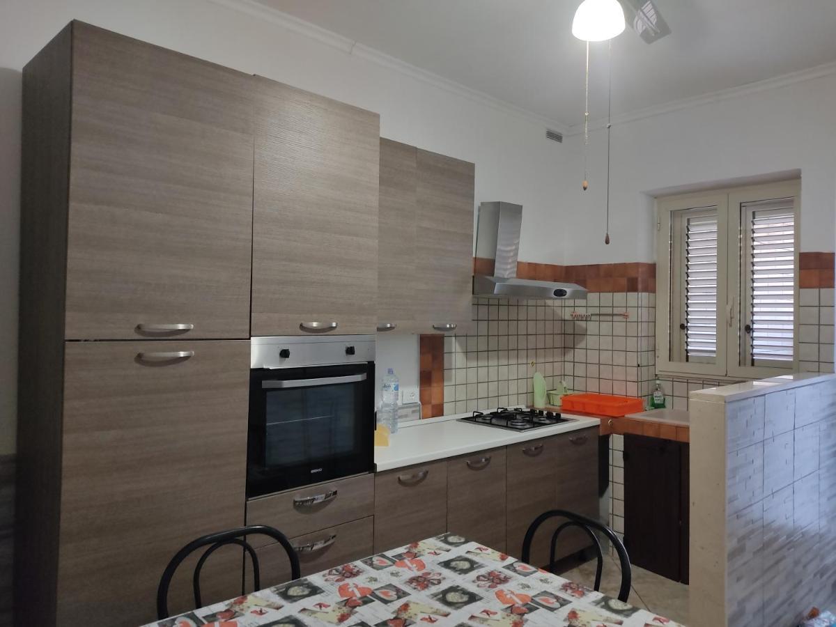 Casa Vacanza Villa Teresa Dix Торе Лапило Екстериор снимка