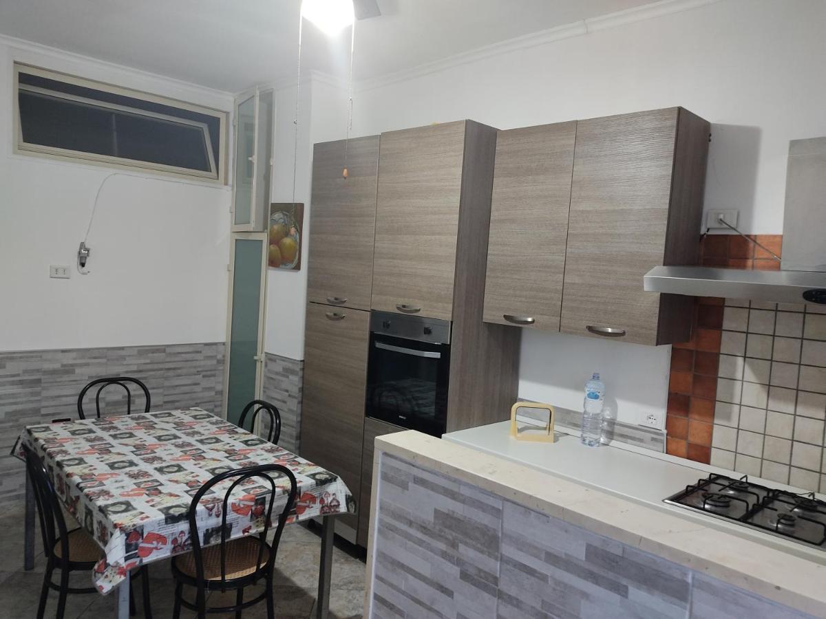 Casa Vacanza Villa Teresa Dix Торе Лапило Екстериор снимка